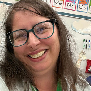 Meet your Posher, Flo